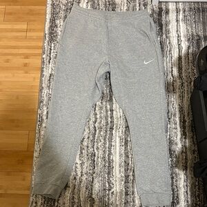 Nike Men's Gray Sweatpants